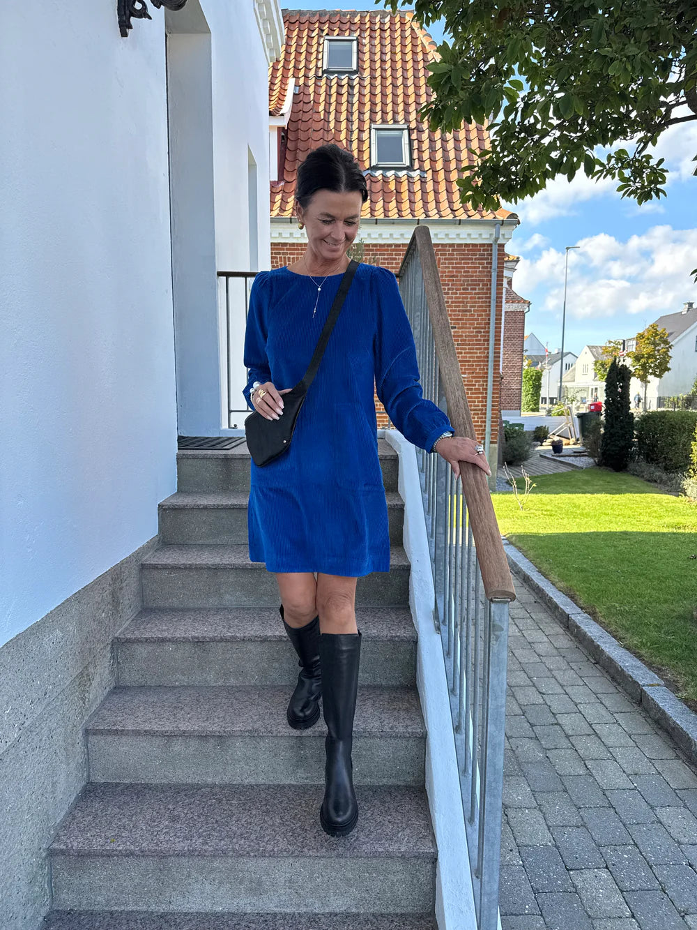 Carla Short Dress Neon Blue